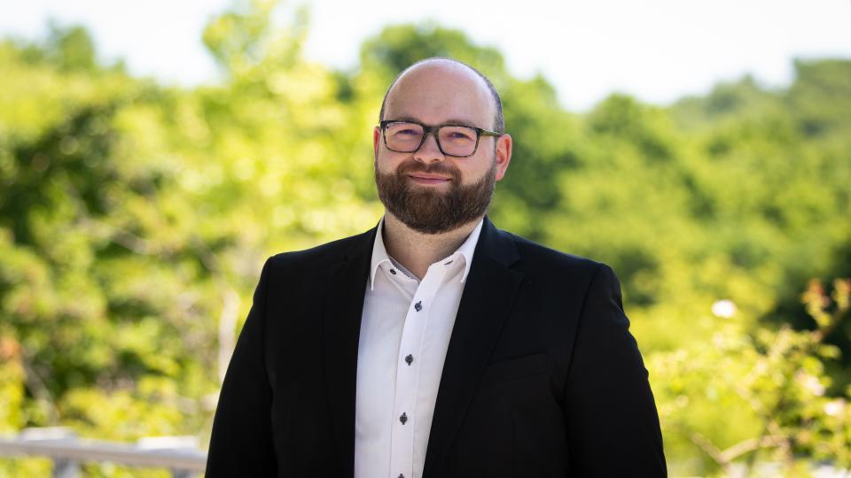 Dr. Jan Davis Hendricks